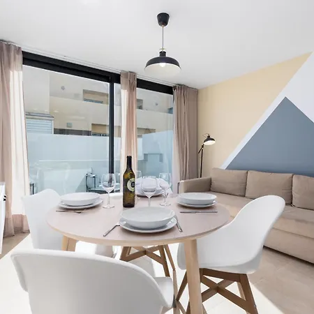 아파트 Home2book Beachfront Bliss Terrace, El