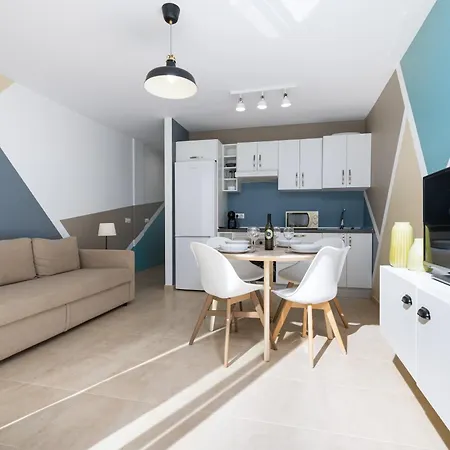 Home2book Beachfront Bliss Terrace, El Daire *